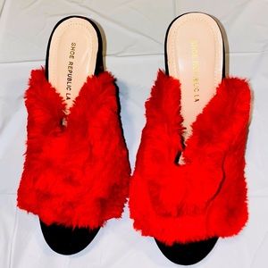 Red fur in slippers heels